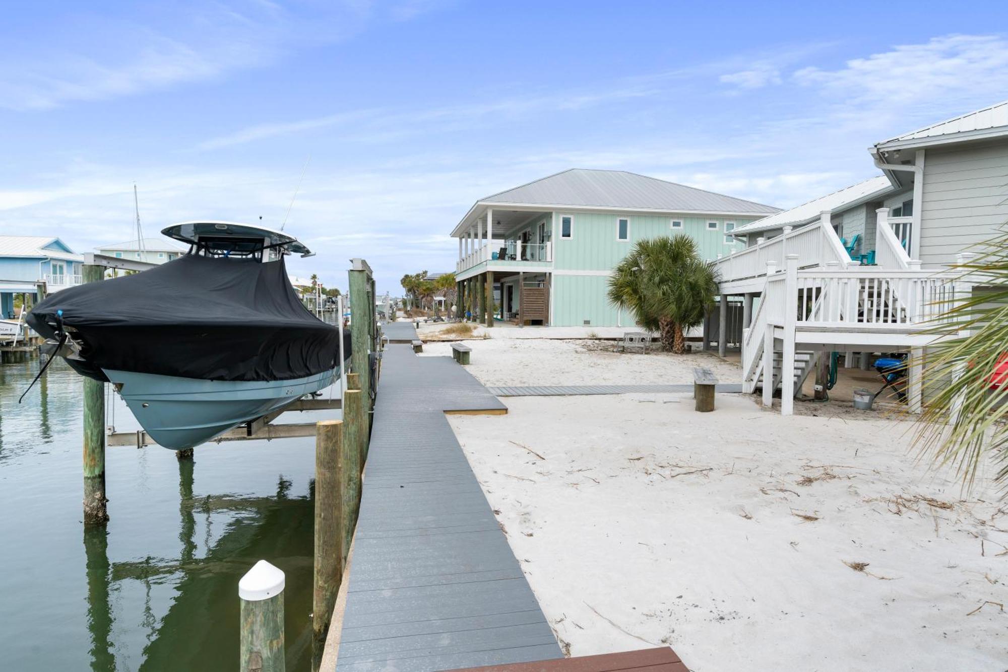 Island Oasis Villa Navarre Exterior photo