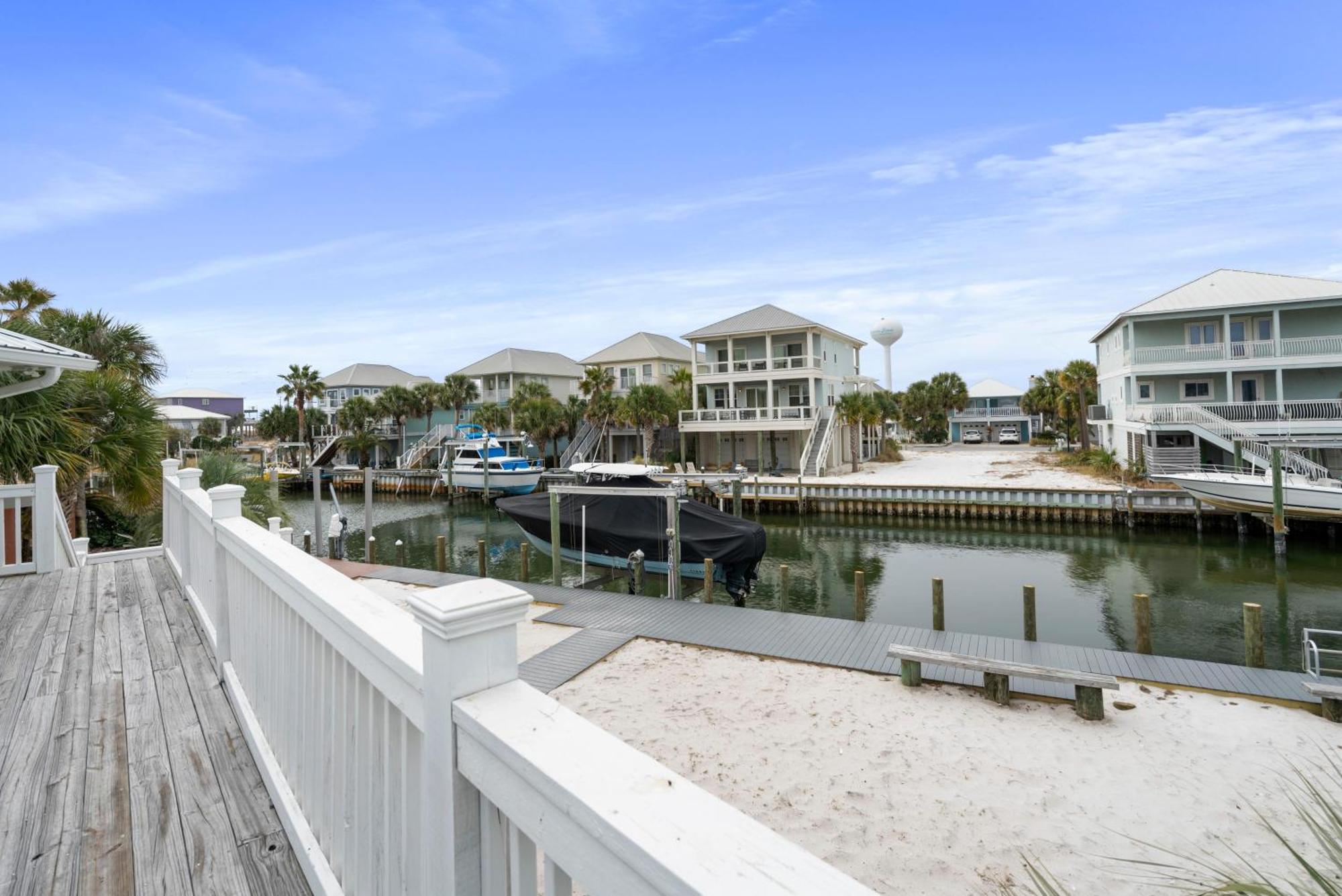 Island Oasis Villa Navarre Exterior photo